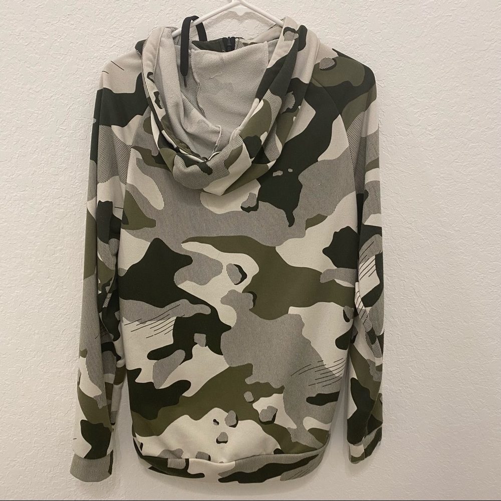 Nike Jacket - Picture 2 of 7